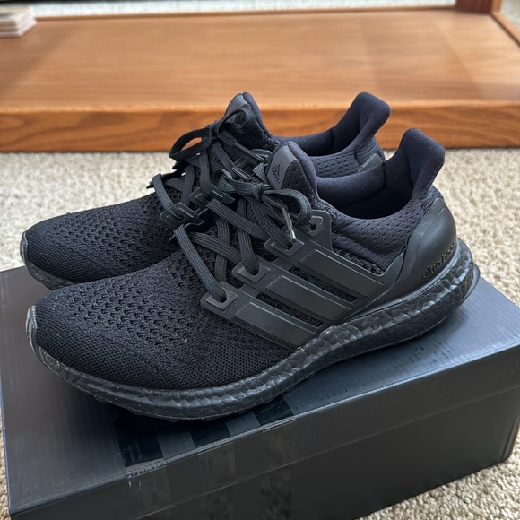 Men’s UltraBoost LTD Triple Black OG 1.0 Size 8 - Picture 2 of 7